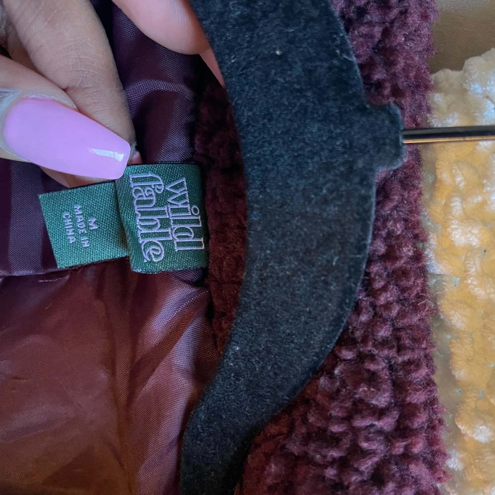 Jacket/Coat - Picture 2 of 3